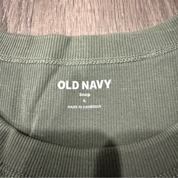 NWT Old Navy Green Snug Crop Tank Top - Picture 3 of 7